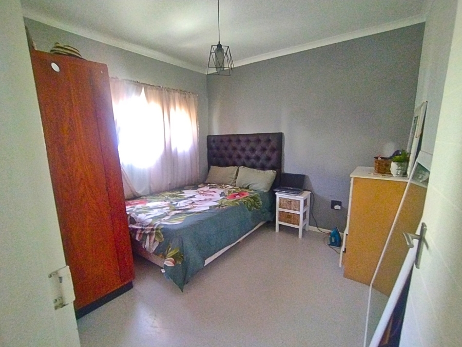 2 Bedroom Property for Sale in The Connifers Western Cape